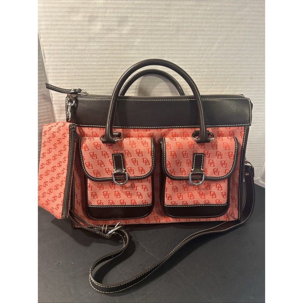 Dooney and Bourke Satchel Tote Detachable Crossbody W Double Handles & Pockets